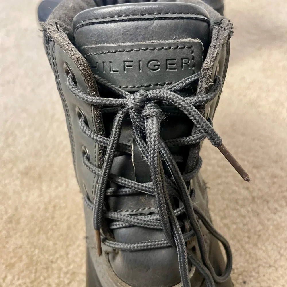 832. Tommy Hilfiger Sleek Waterproof Black Rain & Snow Duck Ankle Boots